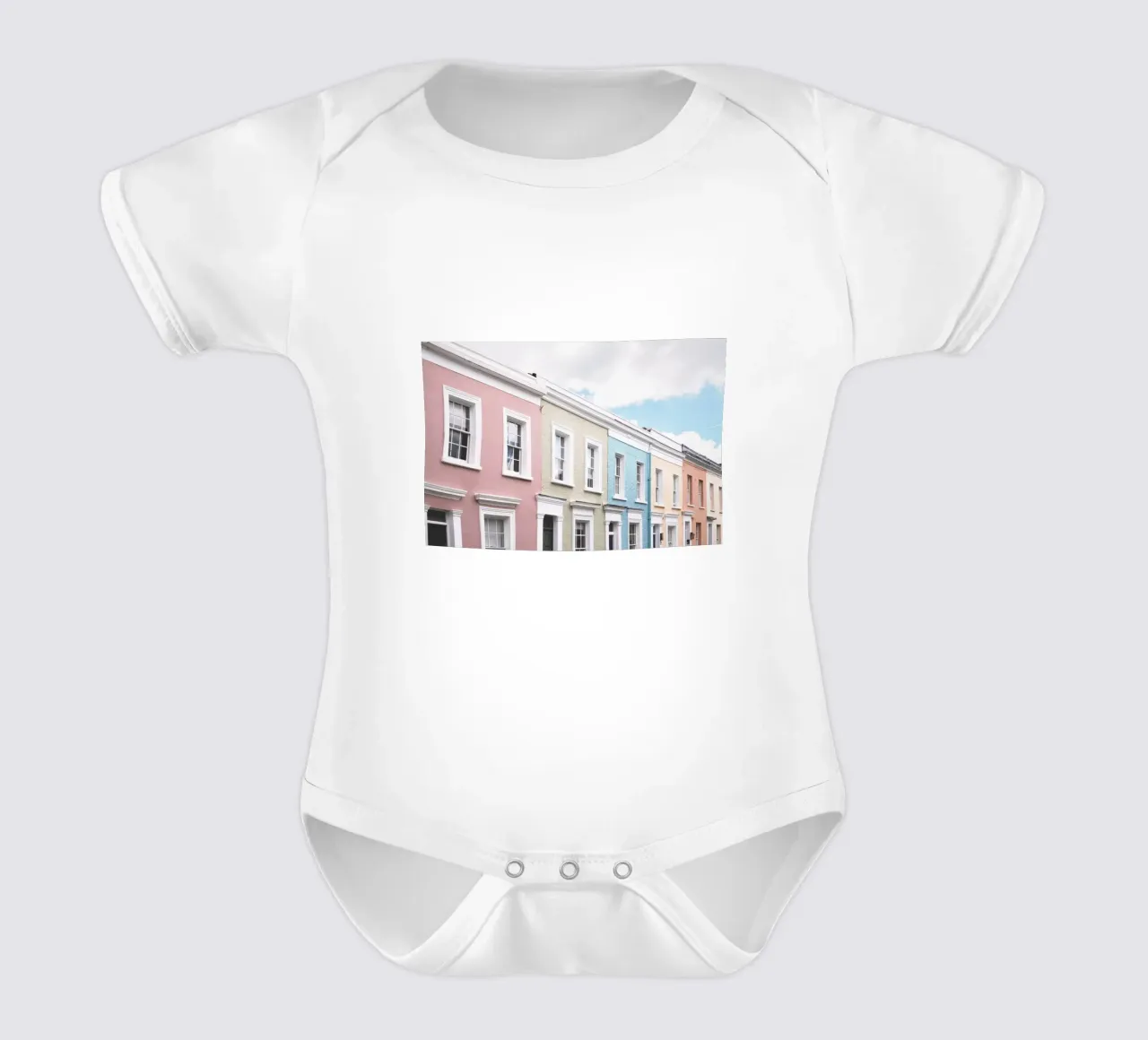 Londra, Inghilterra I Facciate di case dai colori pastello body neonato maniche corte da Julie Travel Photography