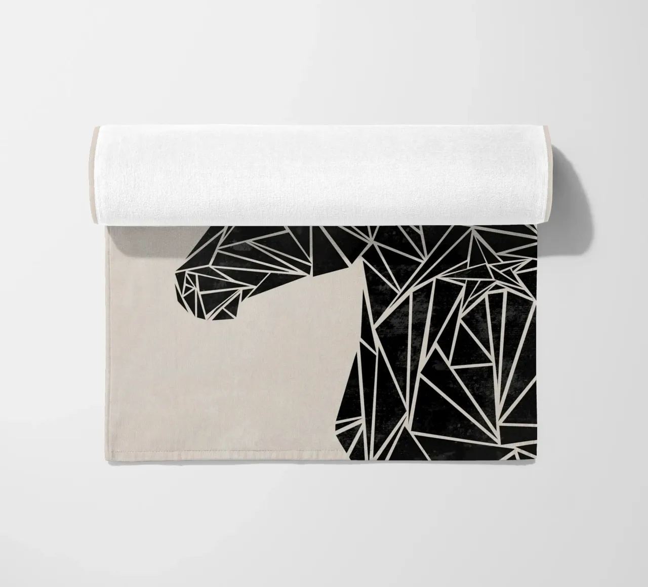 Mid Century Unicorn telo mare da BAINAI