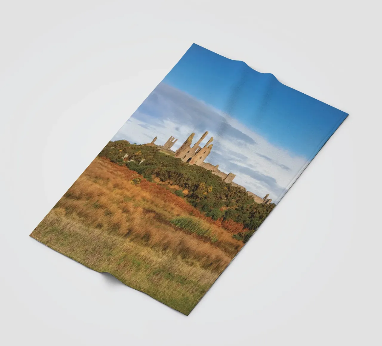 Dunstanburgh Castle coperta in pile da Dave Hare Photography