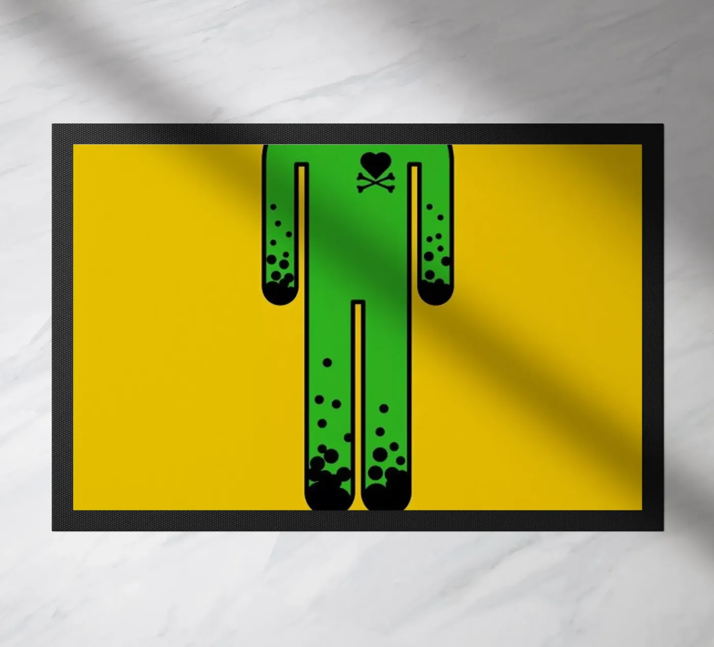 Toxic Fußmatte von Viktor Hertz