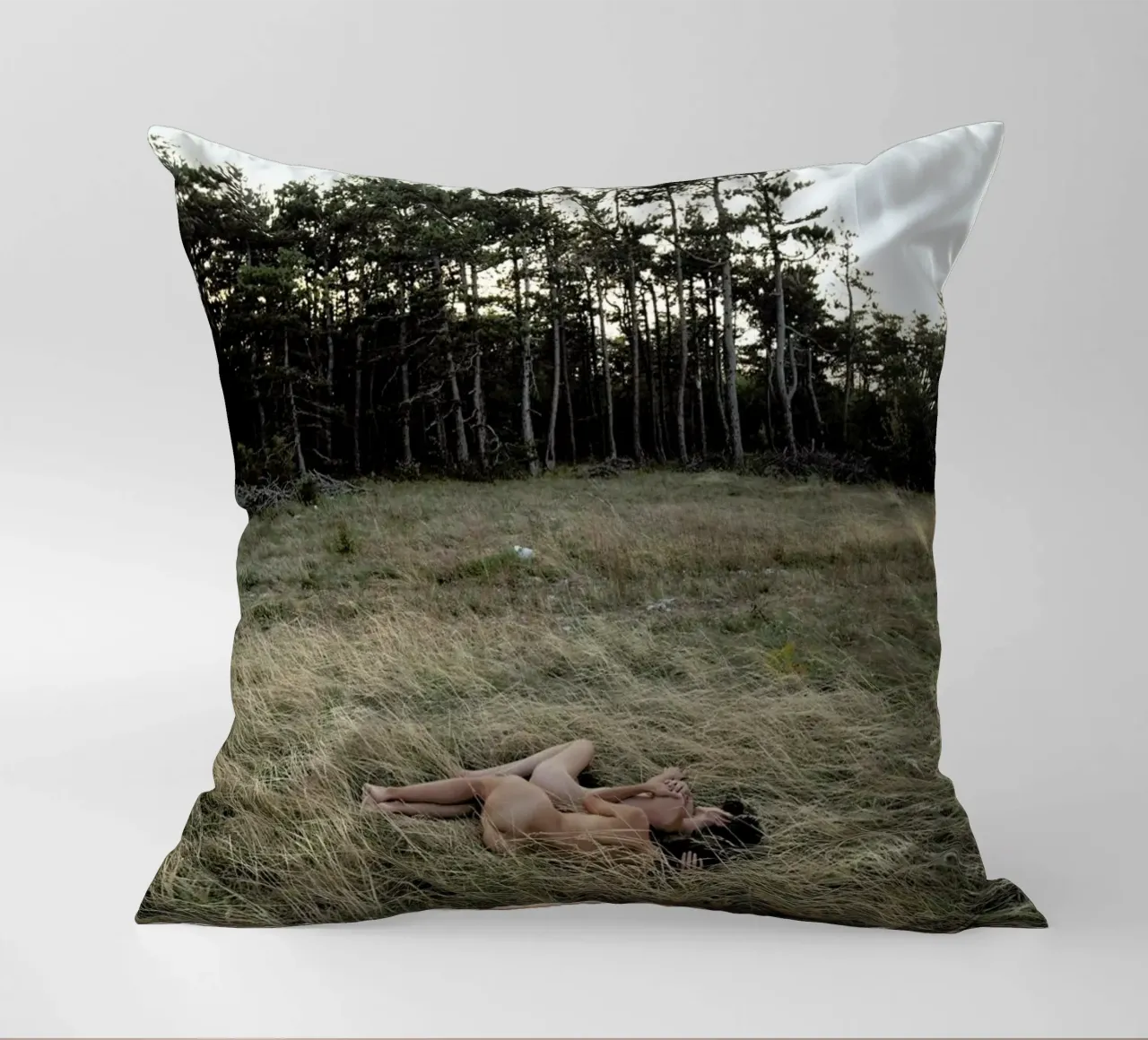 Merging decorative cushion by Matevž Kosterov