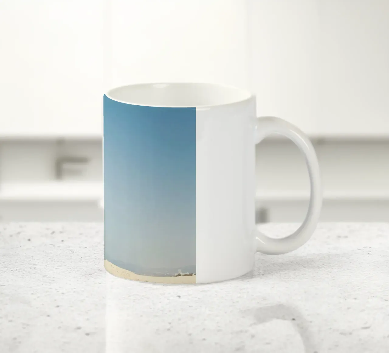 Venice Beach Palms tazza in ceramica da Catherine McDonald