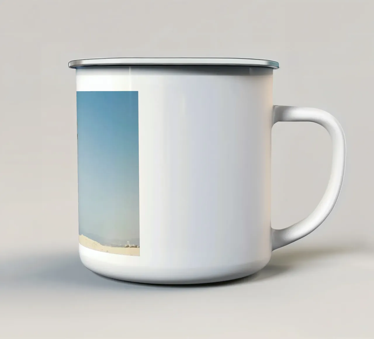 Venice Beach Palms tazza in smalto da Catherine McDonald