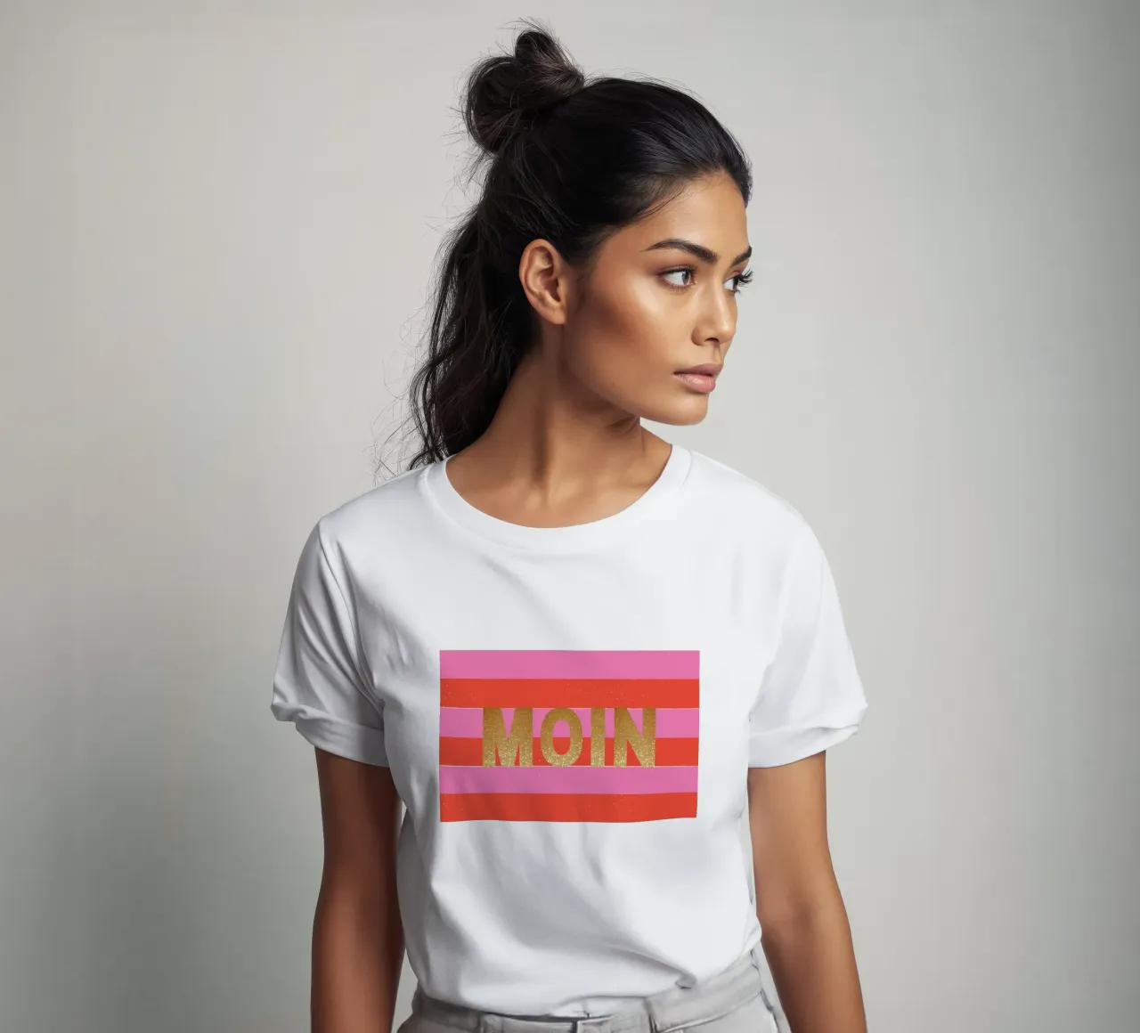 Moin in Glitzer t-shirt by Ohkimiko