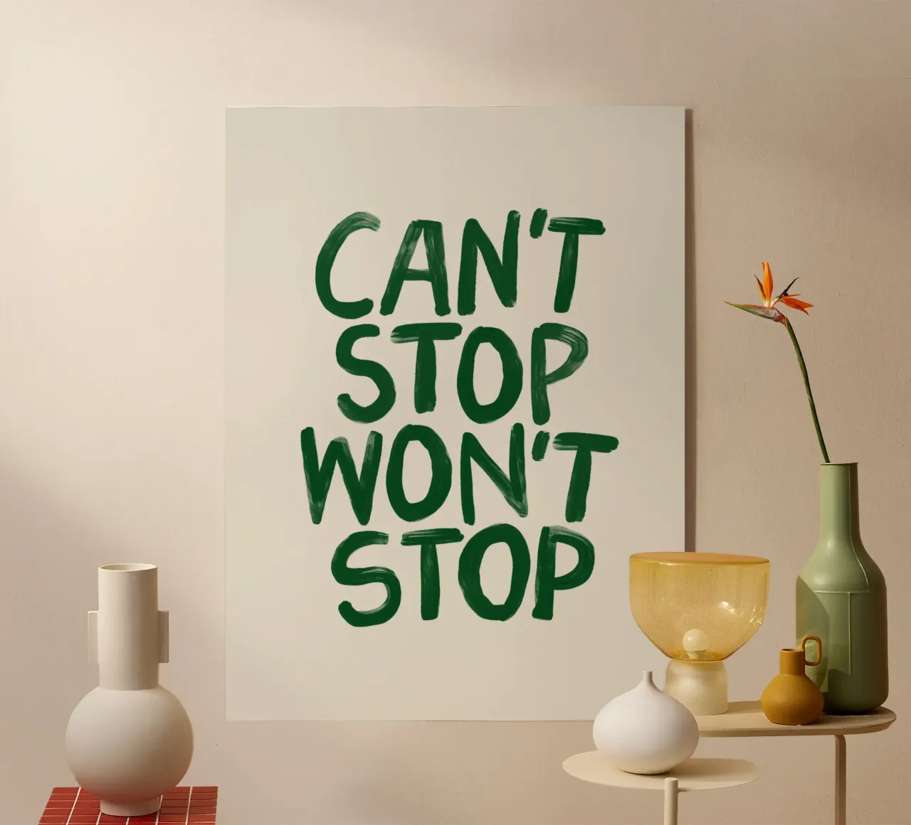 Can't Stop Won't Stop: una tipografia minimalista e potente plexiglass da THE MOTIVATED TYPE