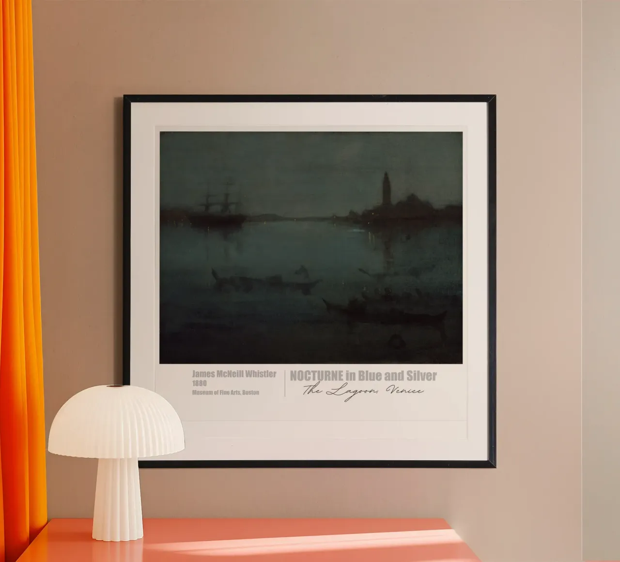 Elegante atmosfera notturna: Nocturne in blu e argento - La La poster con telaio in legno da Little Art Histories