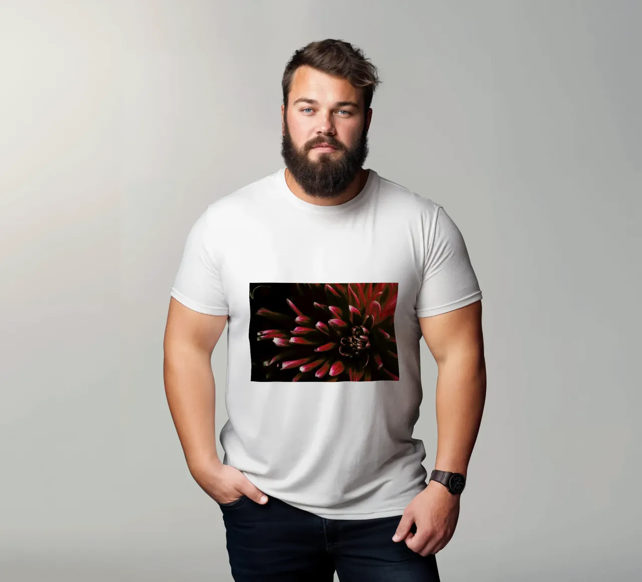 Ruby Red Dahlia t-shirt da Ingrid Beddoes