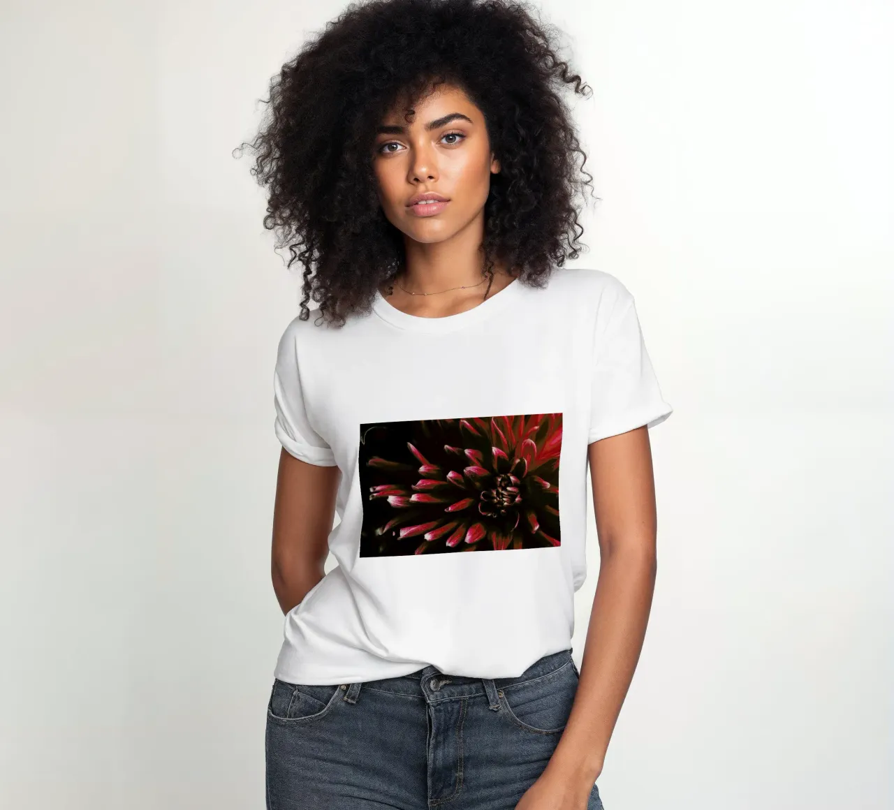 Ruby Red Dahlia Frauen T-Shirt von Ingrid Beddoes