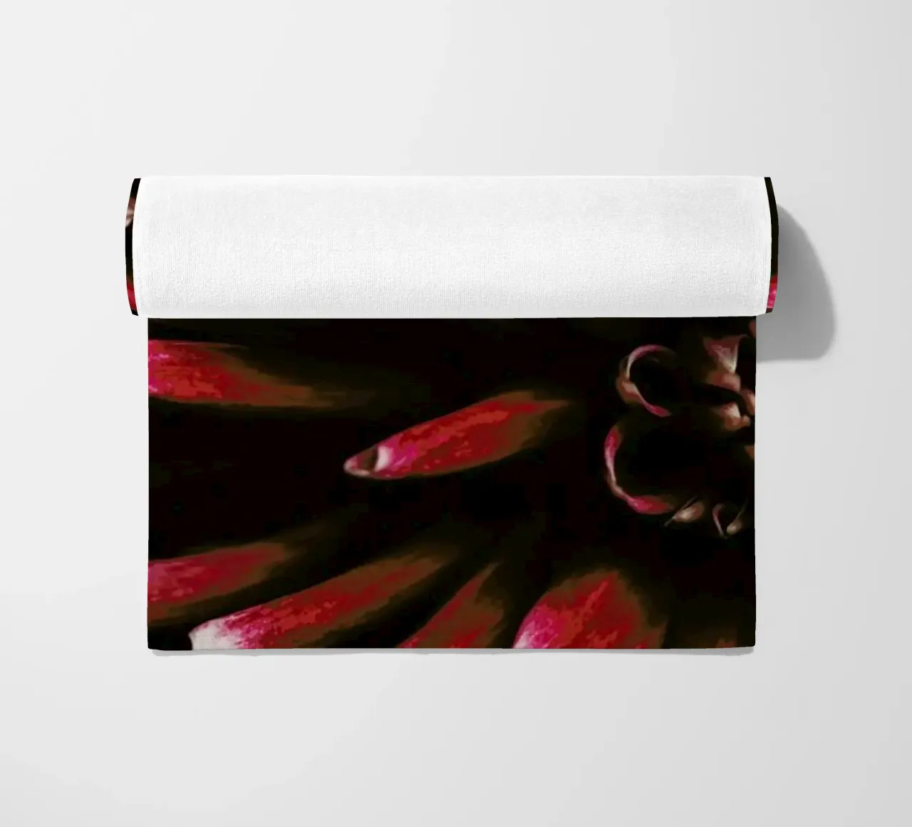 Ruby Red Dahlia telo mare da Ingrid Beddoes