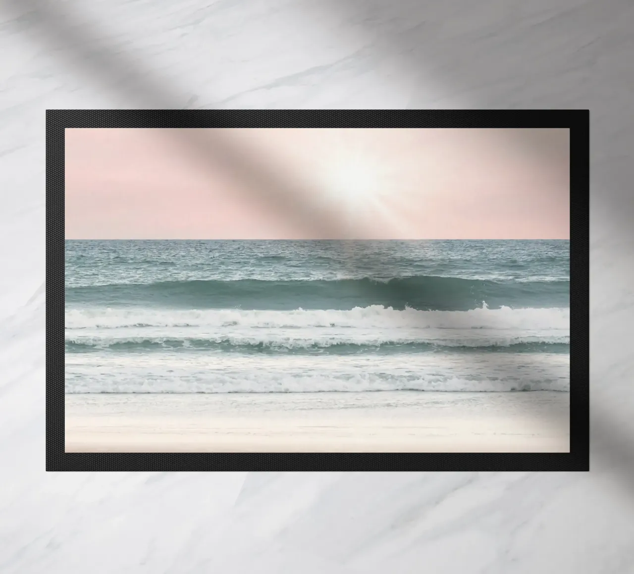 Puesta de sol en la playa felpudo de IamHomeStudio