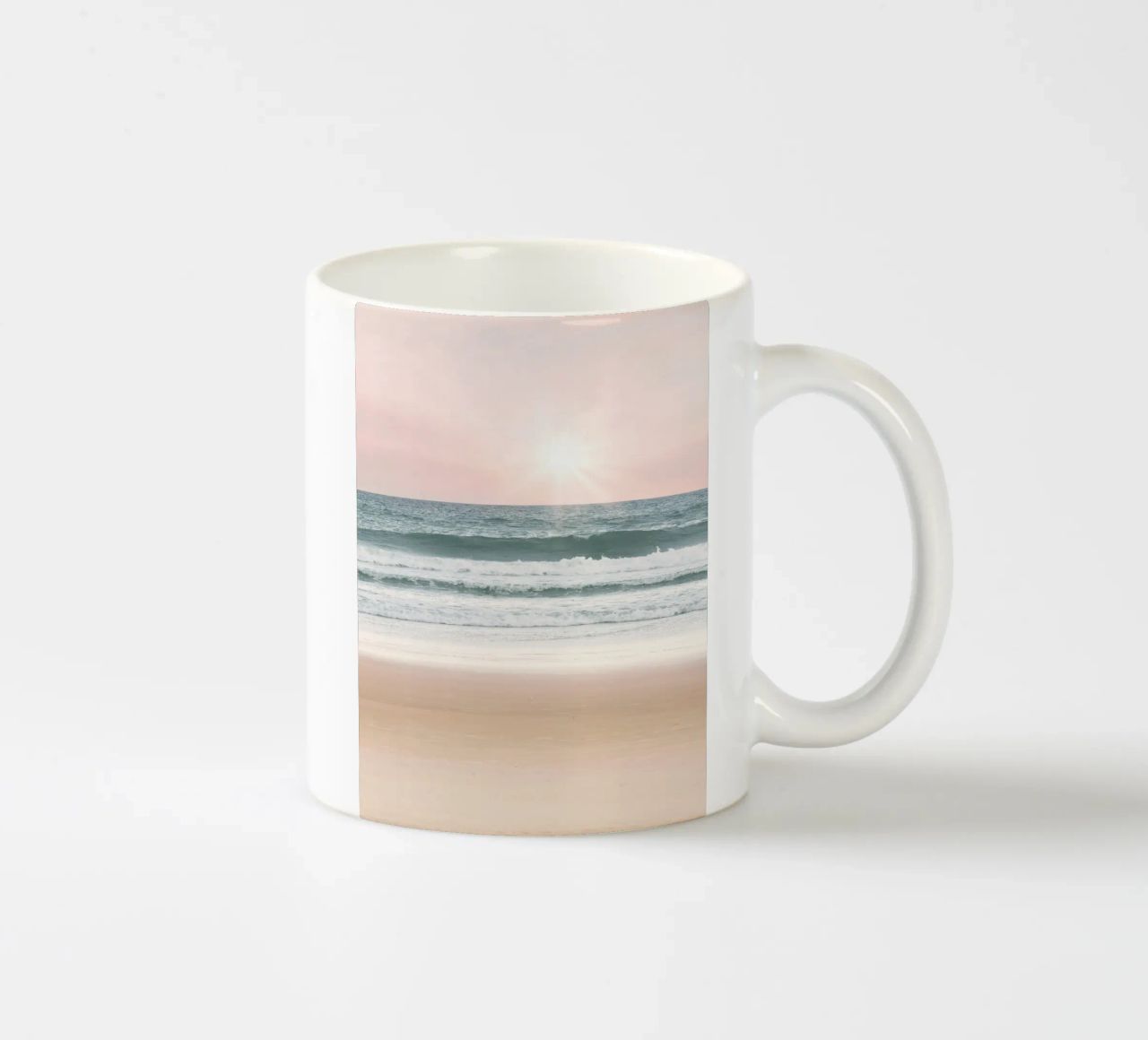 Tramonto in spiaggia tazza in ceramica da Olga Wildrose