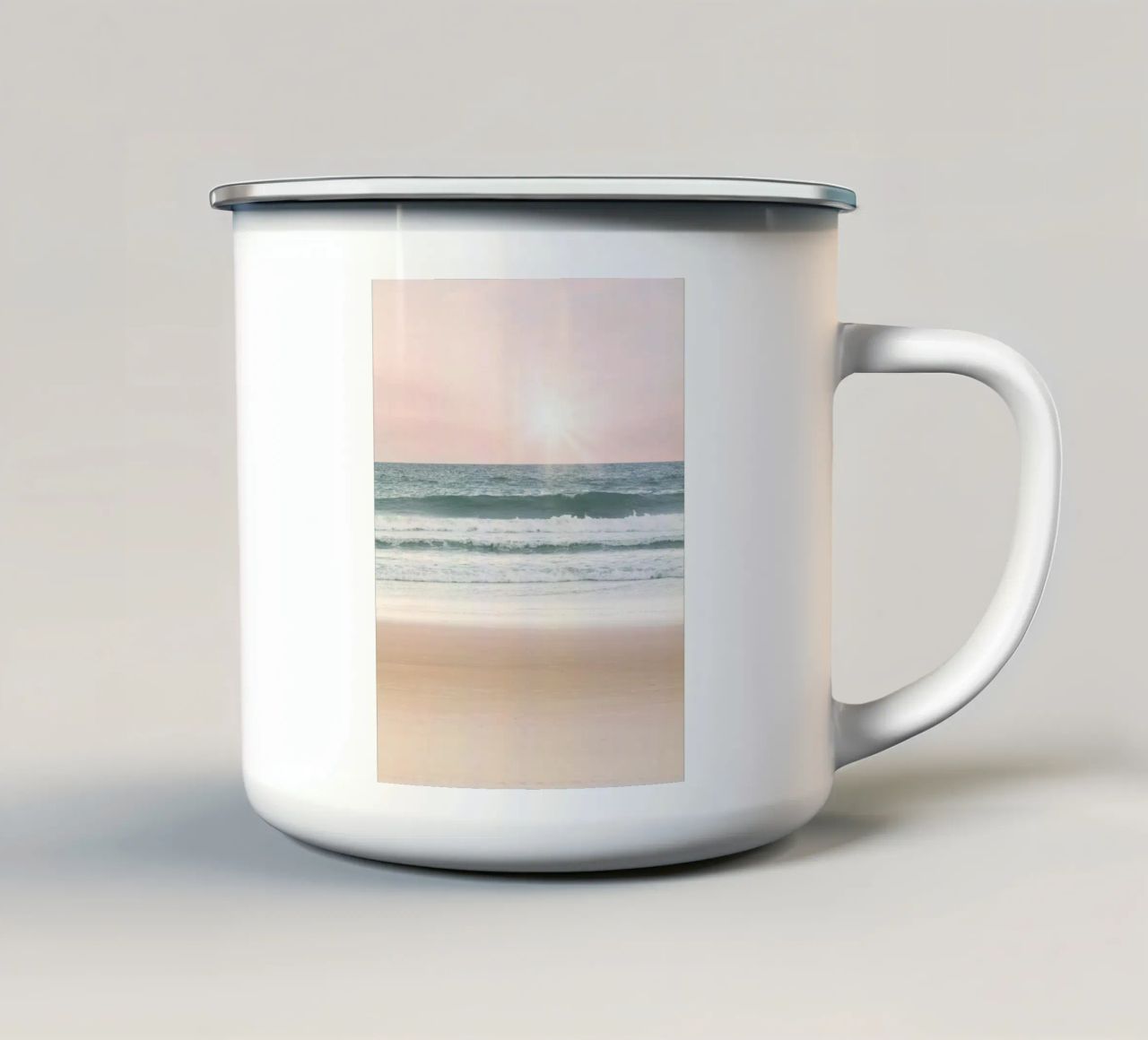 Tramonto in spiaggia tazza in smalto da Olga Wildrose