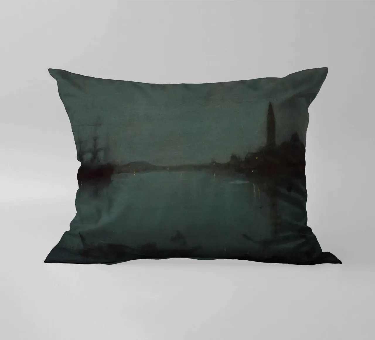 Elegante atmosfera notturna: Nocturne in blu e argento - La La cuscino da Little Art Histories
