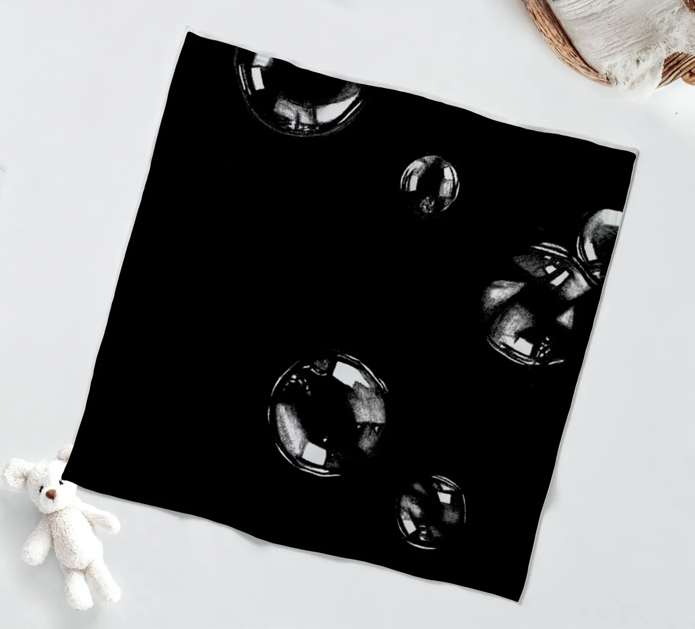 BUBBLES Fleecedecke von FRITSCH&FRITSCH