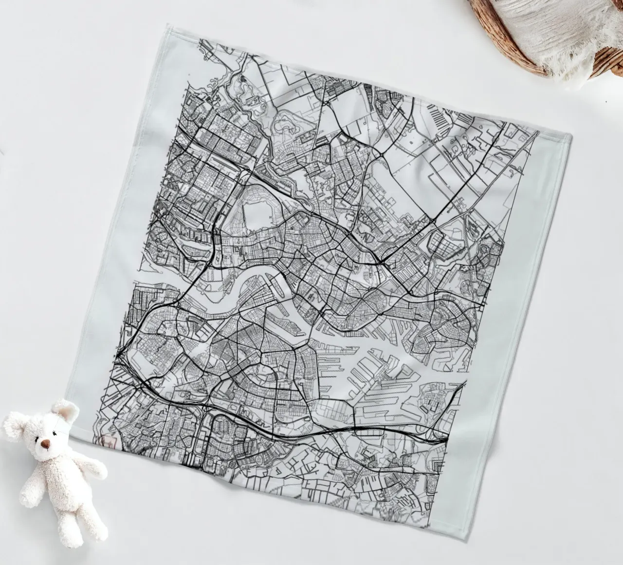 Rotterdam Minimal coperta in pile da Hubert Roguski