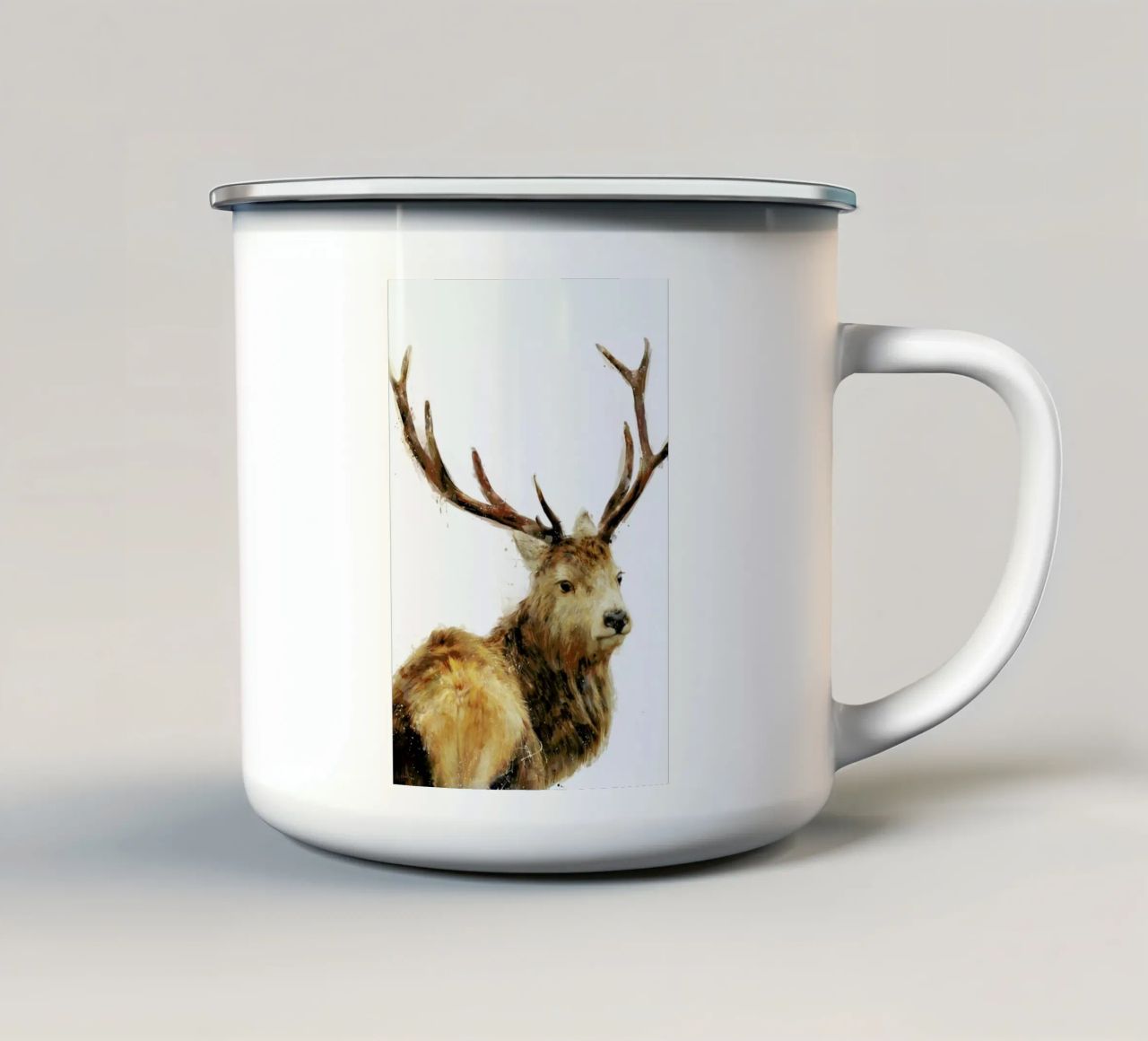 Winter Red Deer tazza in smalto da Amy Hamilton