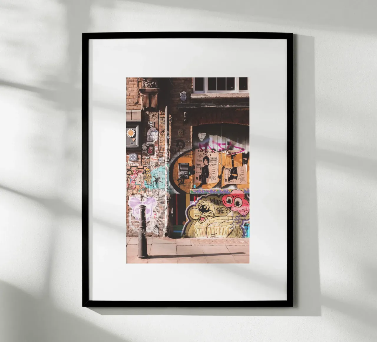 Londra, Inghilterra I Muro di mattoni colorati a Shoreditch carta hahnemühle da Julie Travel Photography