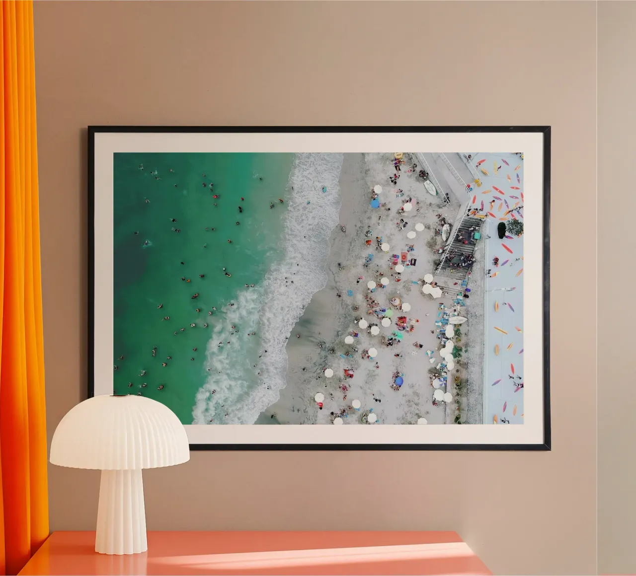 Punta Hermosa by @Kateclarkeph poster con telaio in alluminio da EyeEm Mobile GmbH