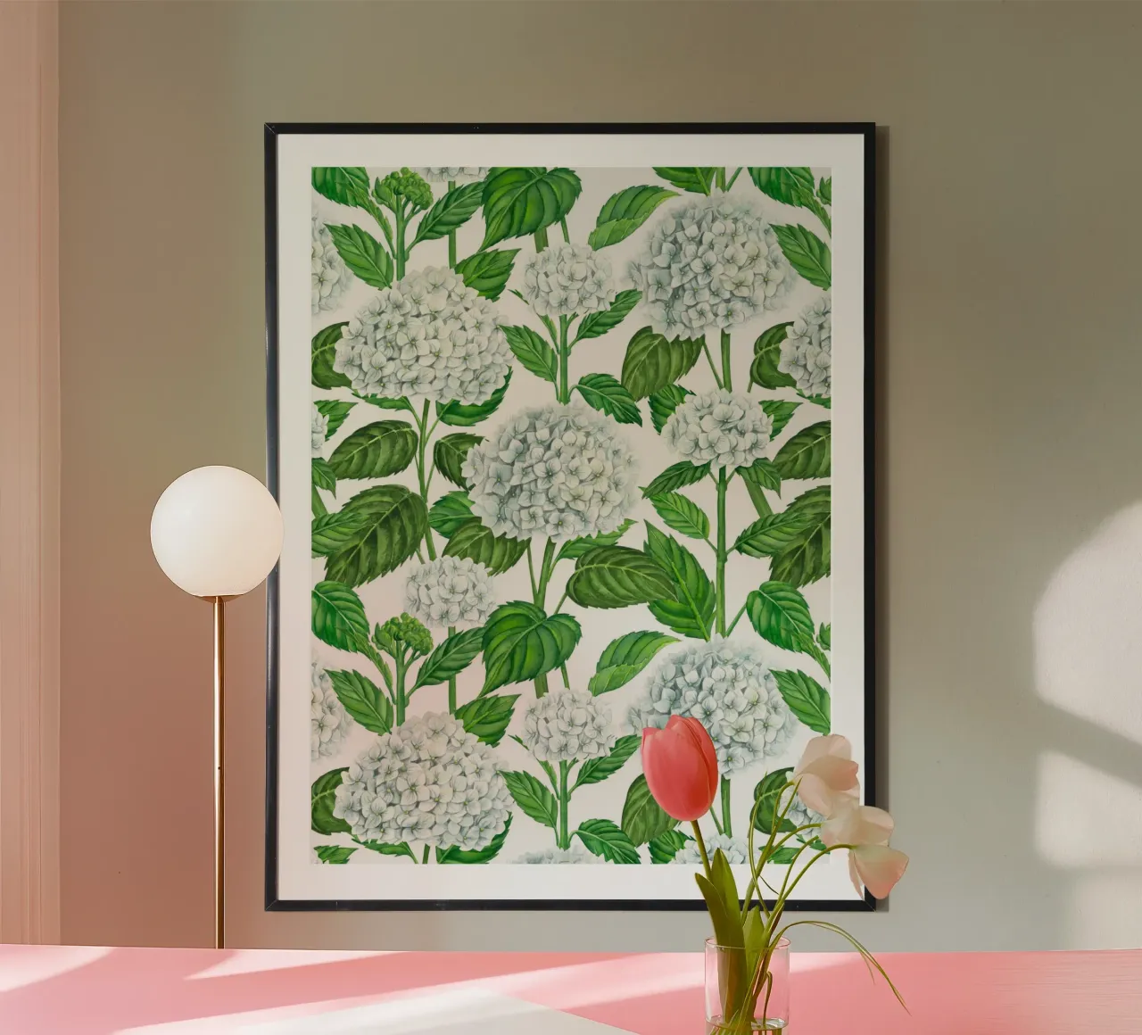 Witte hortensia aquarel, groene bladeren op wit poster met kunststof frame van Painted Nature