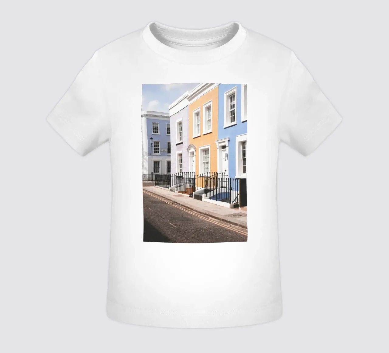 Londra, Inghilterra I Street a Notting Hill e case colorate maglietta neonato da Julie Travel Photography