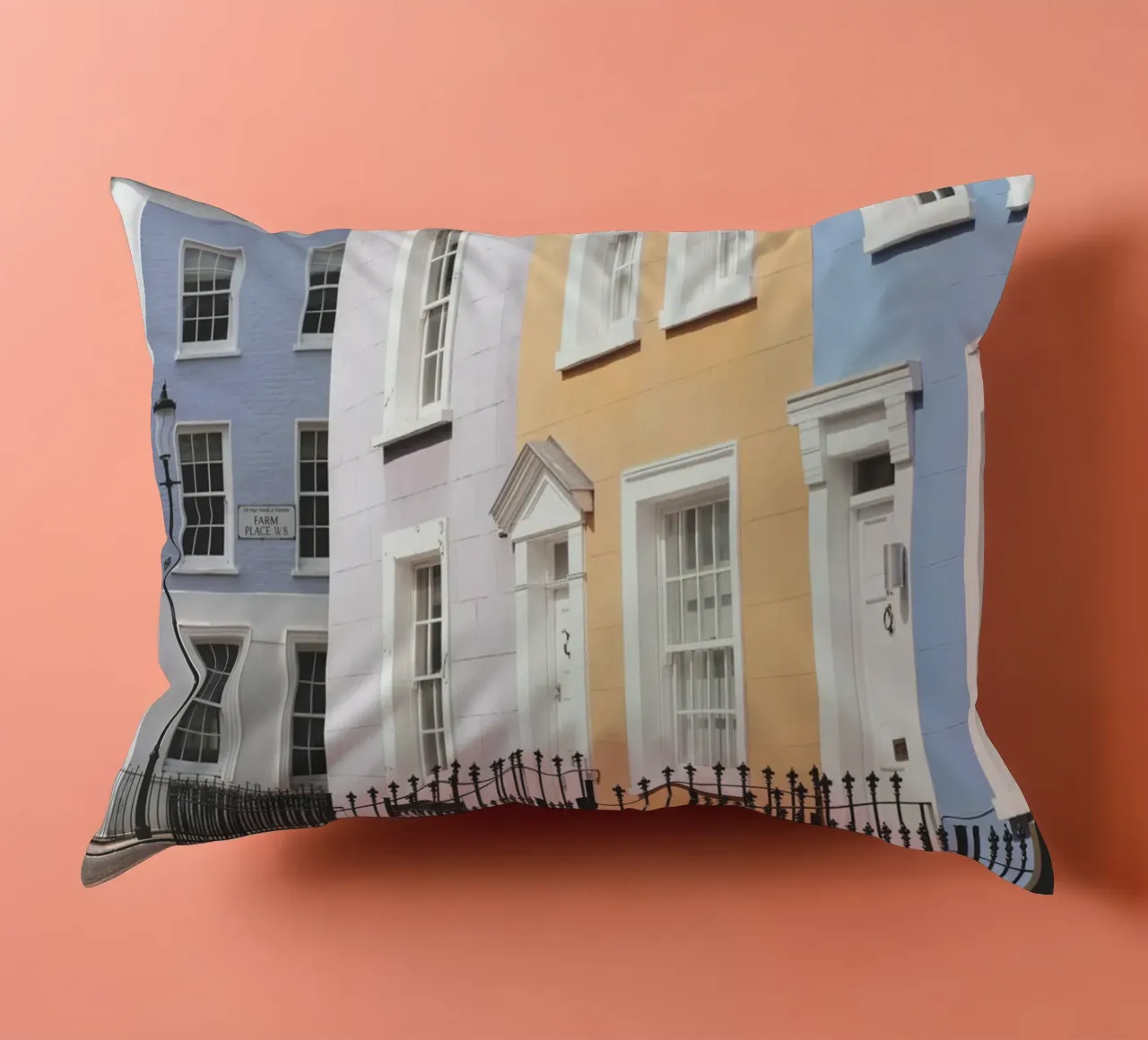 Londra, Inghilterra I Street a Notting Hill e case colorate cuscino da Julie Travel Photography