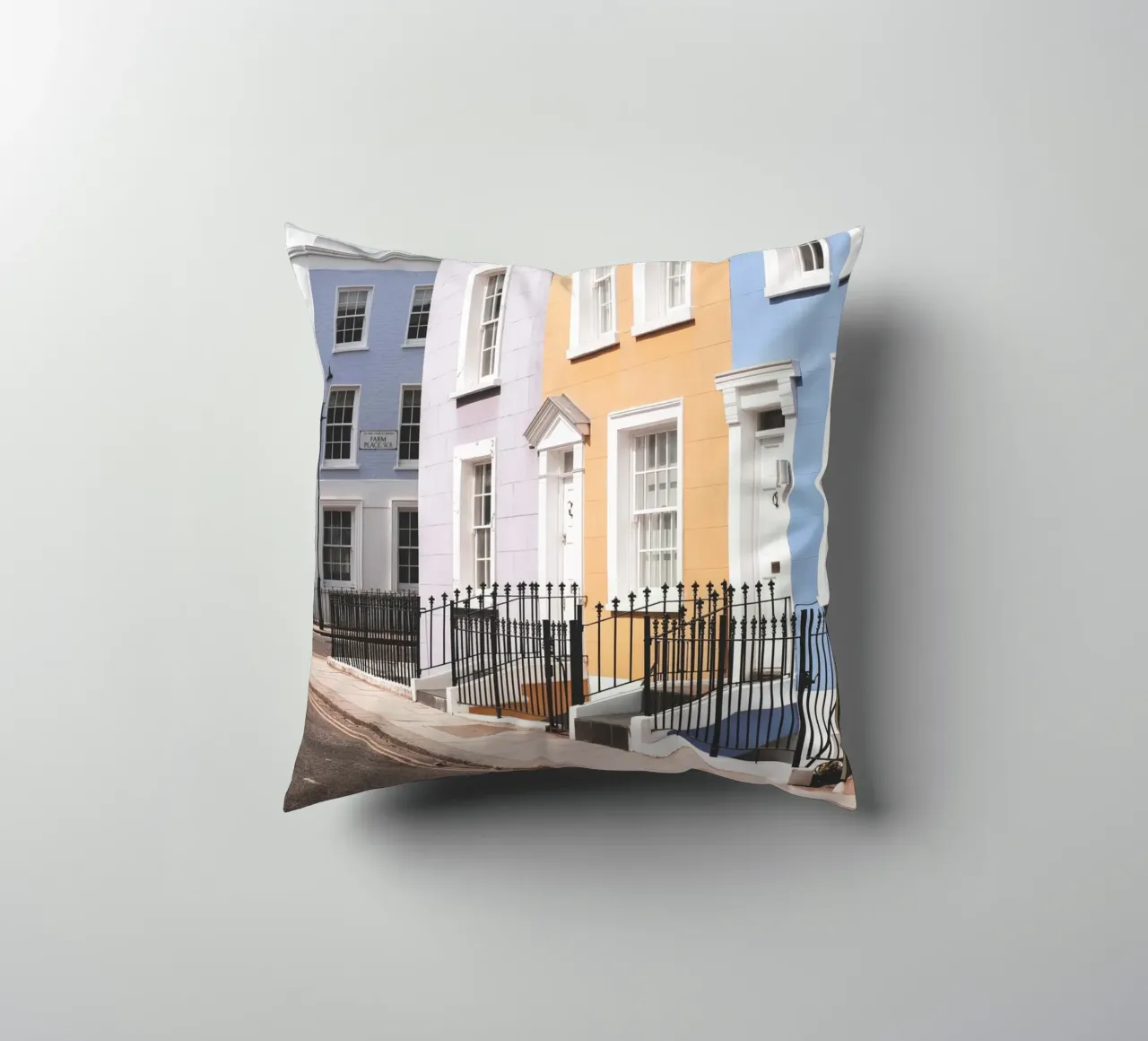 Londra, Inghilterra I Street a Notting Hill e case colorate cuscino da Julie Travel Photography