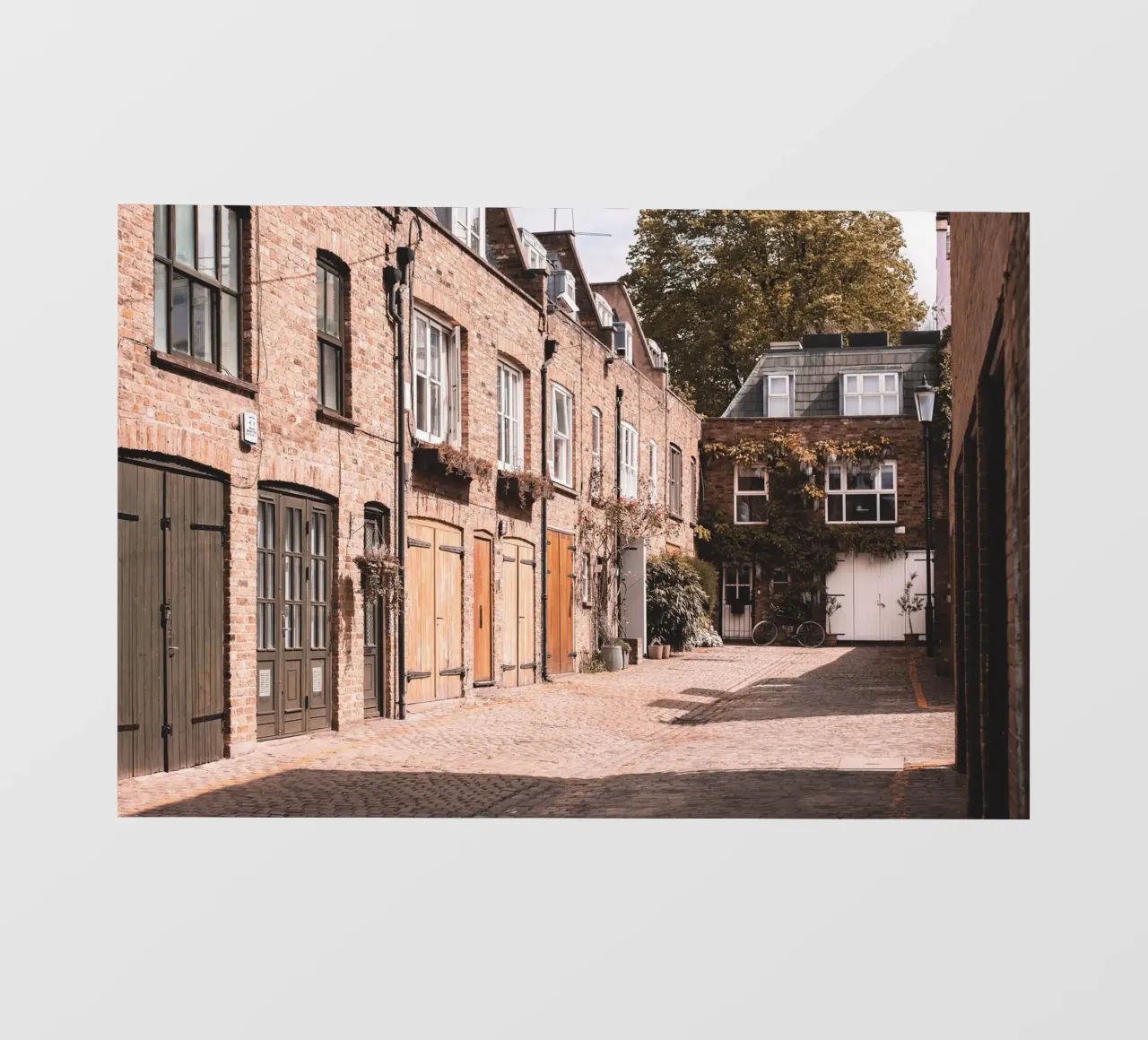 Londra, Inghilterra I Strada lastricata di mattoni a Notting Hill telo in pvc da Julie Travel Photography