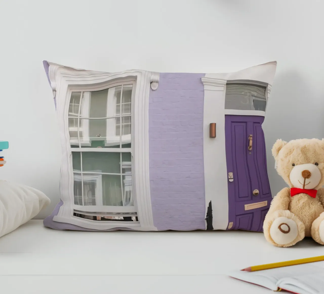 Londra, Inghilterra I Facciata di Notting Hill in viola cuscino da Julie Travel Photography