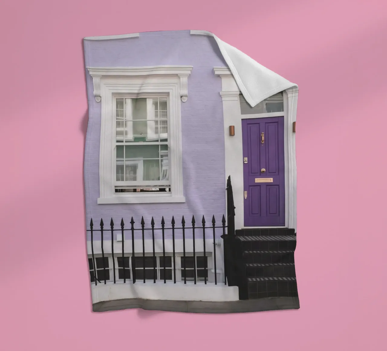 Londra, Inghilterra I Facciata di Notting Hill in viola coperta in pile da Julie Travel Photography