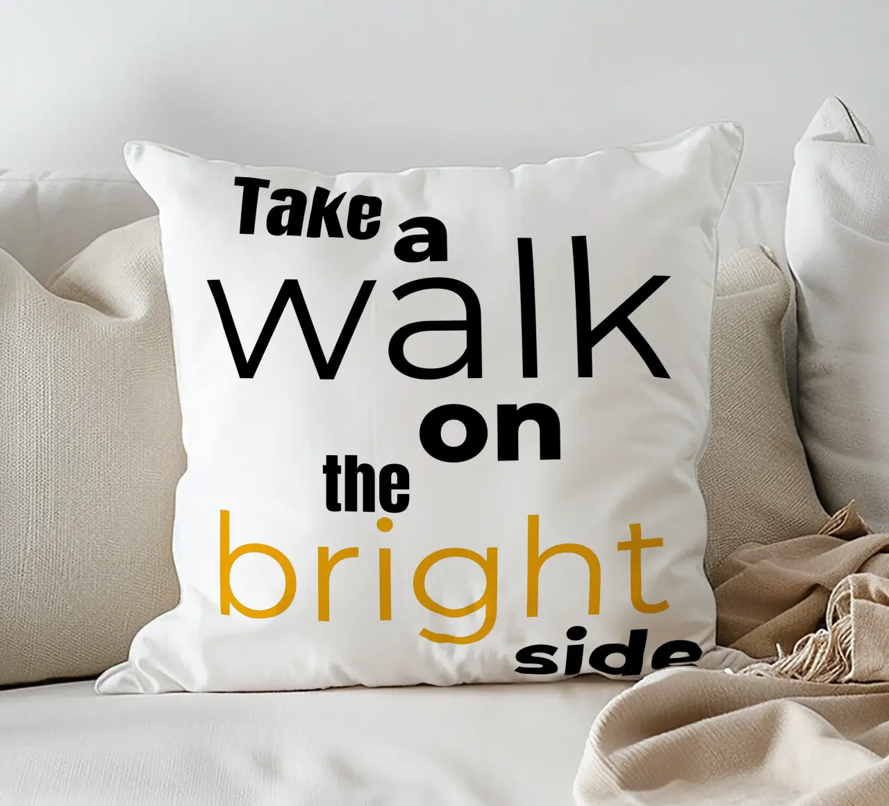 take a walk on the bright side cojín de Happy 😃 Art 🎨 by Christine Schnoell