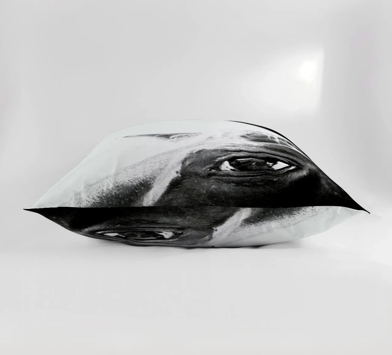 Eye of the Beholder cuscino da Victoria Frost