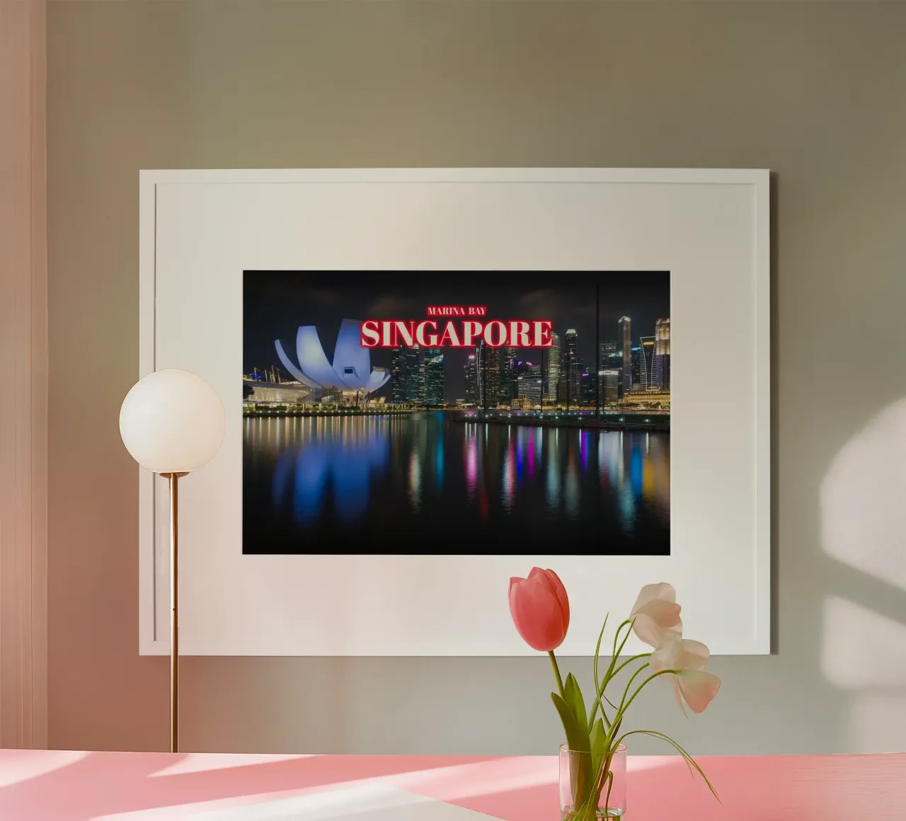 Marina Bay di notte - Singapore poster con telaio in legno da surfer28