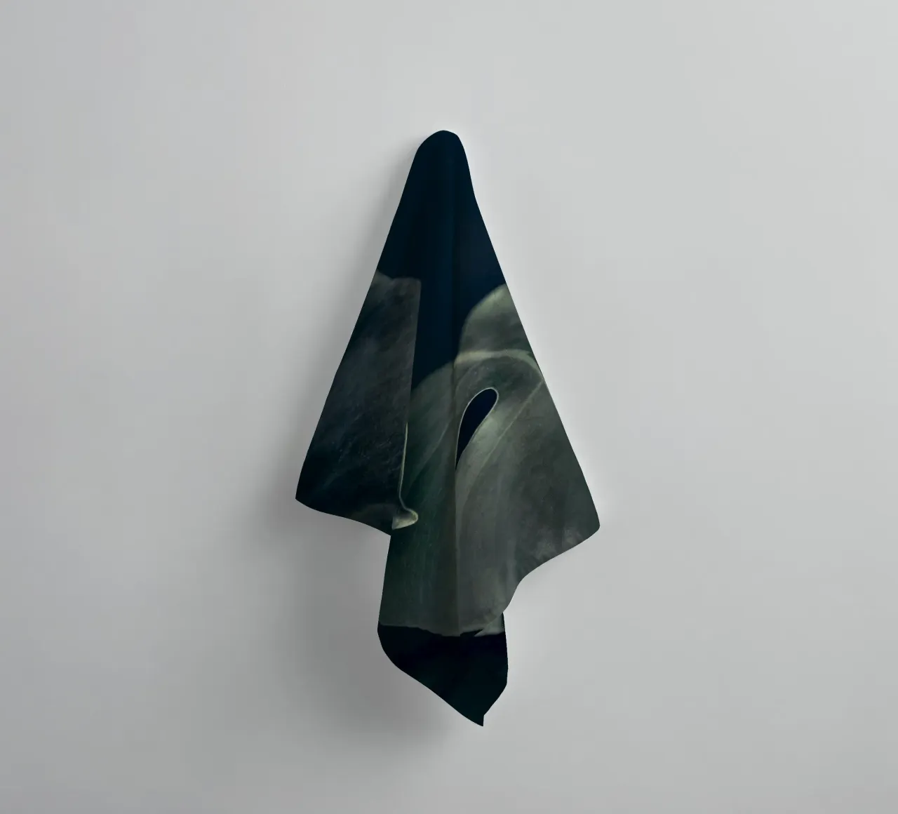 Moody Monstera 1 asciugamano da bagno da Klaus with K