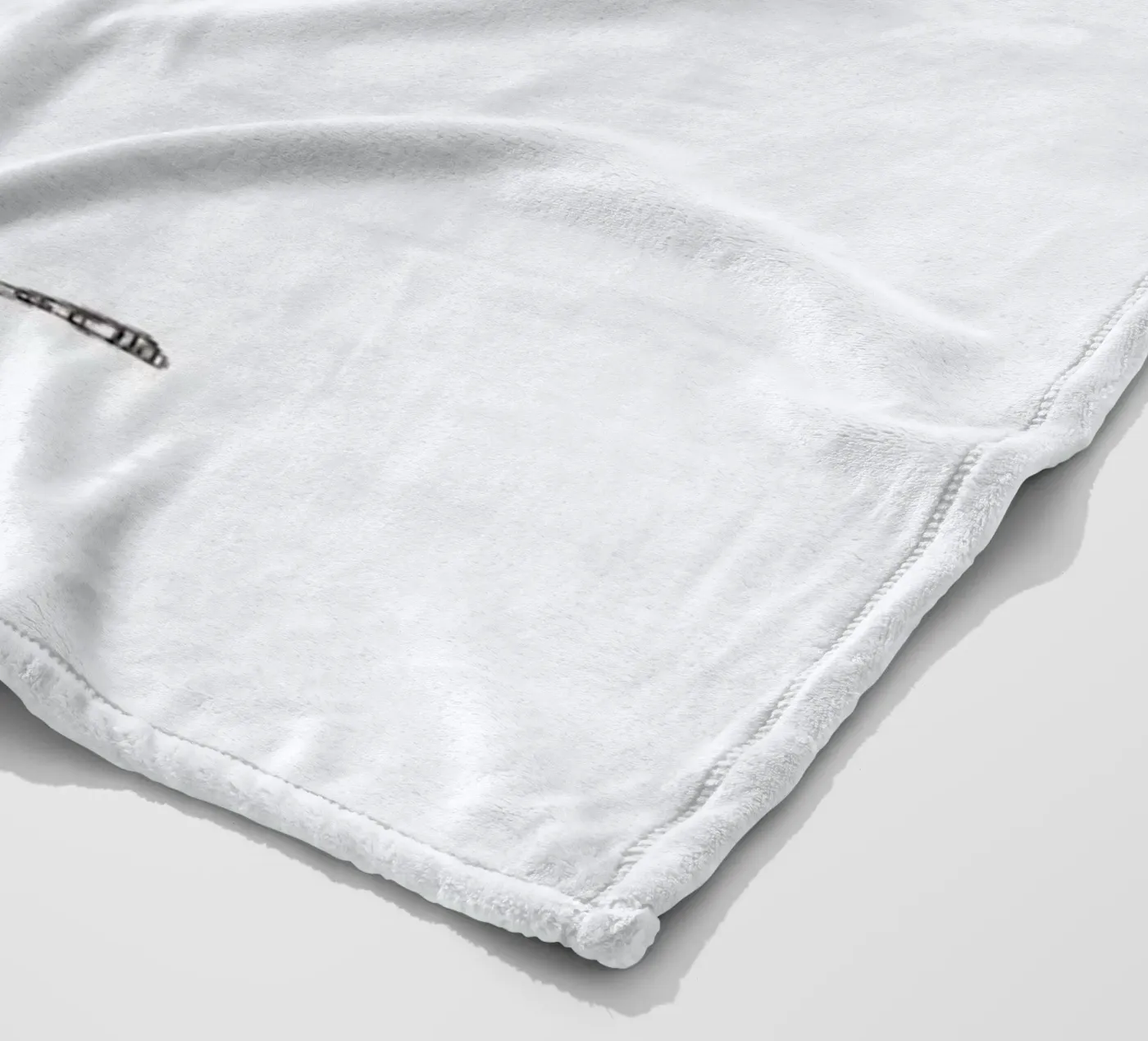 E fleece blanket by Marina Guiu