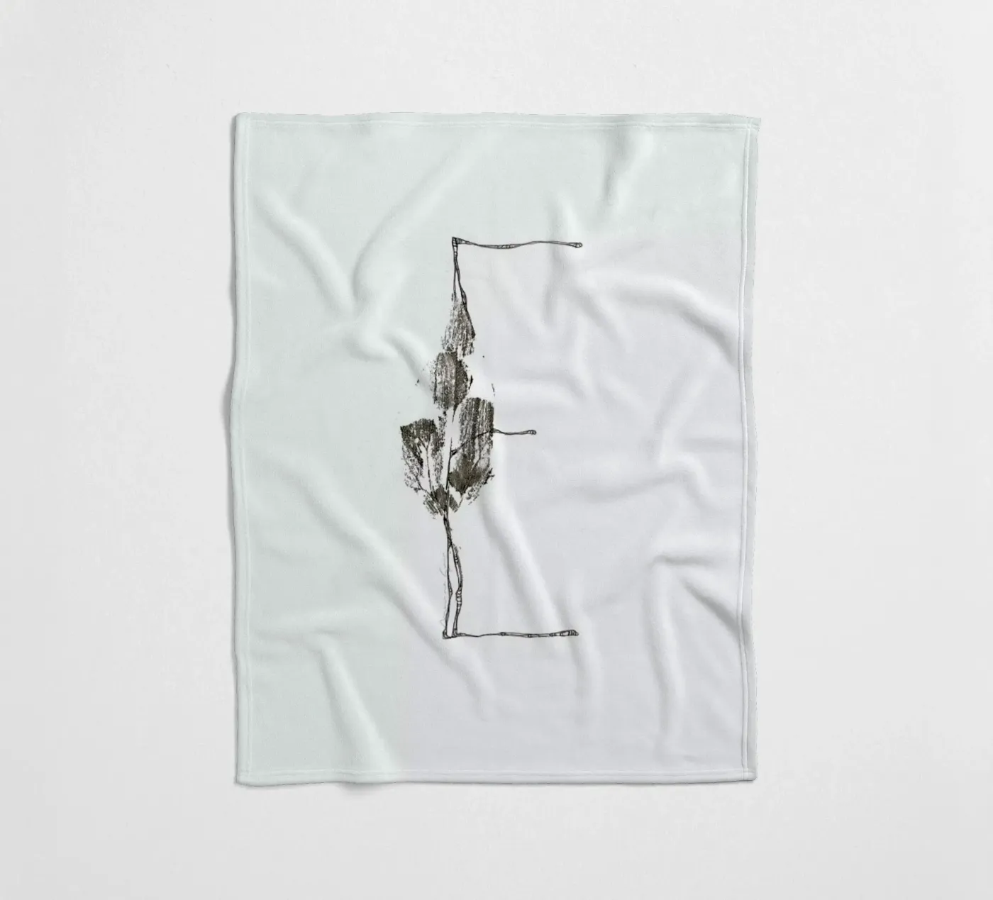 E fleece blanket by Marina Guiu