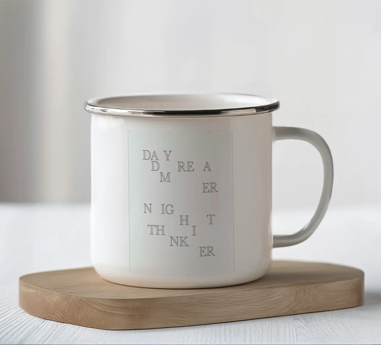 Day Dreamer tazza in smalto da Honeymoon Hotel