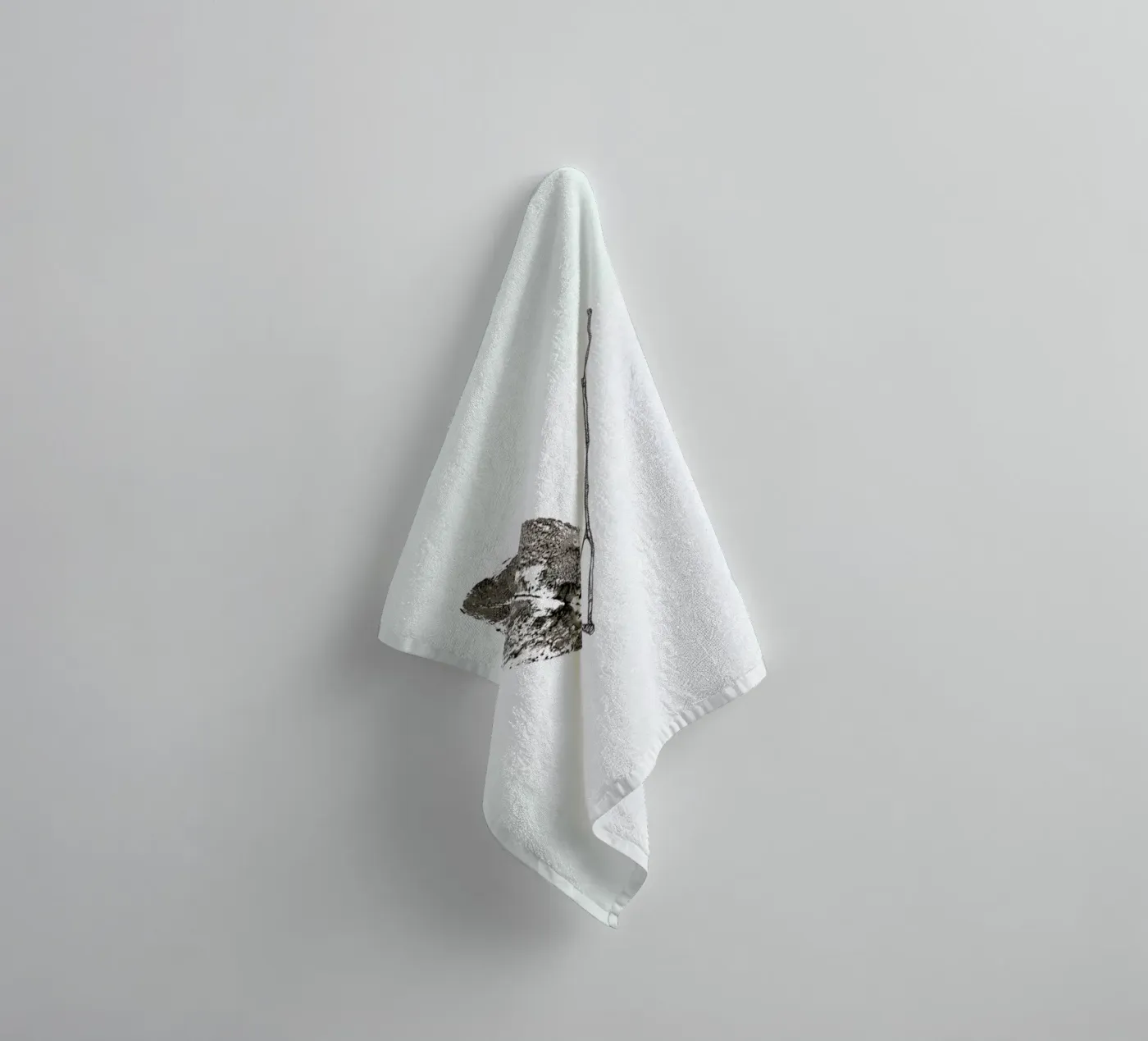 V badhanddoek van Marina Guiu