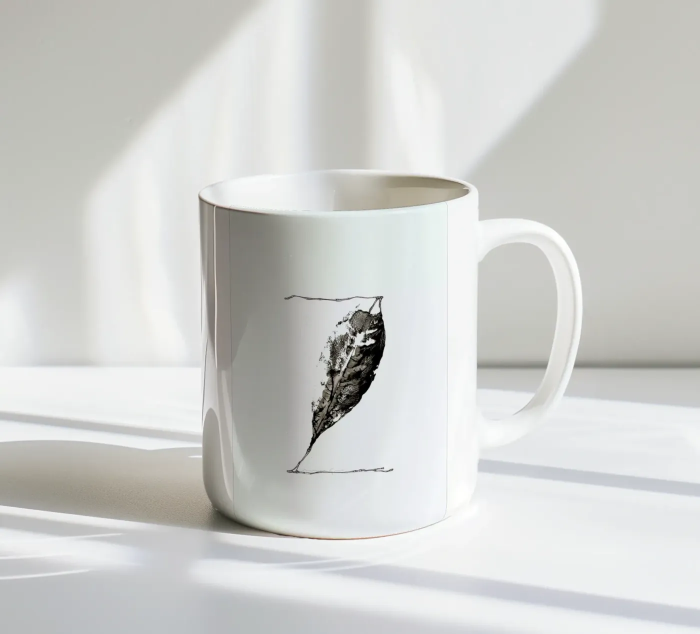 Z ceramic mug by Marina Guiu