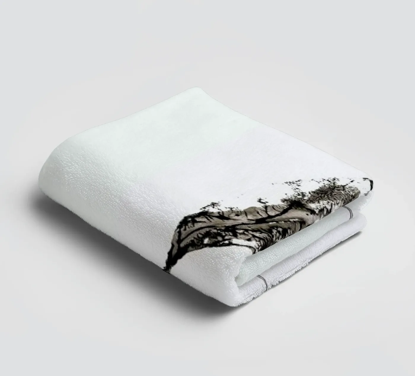 Z towel by Marina Guiu