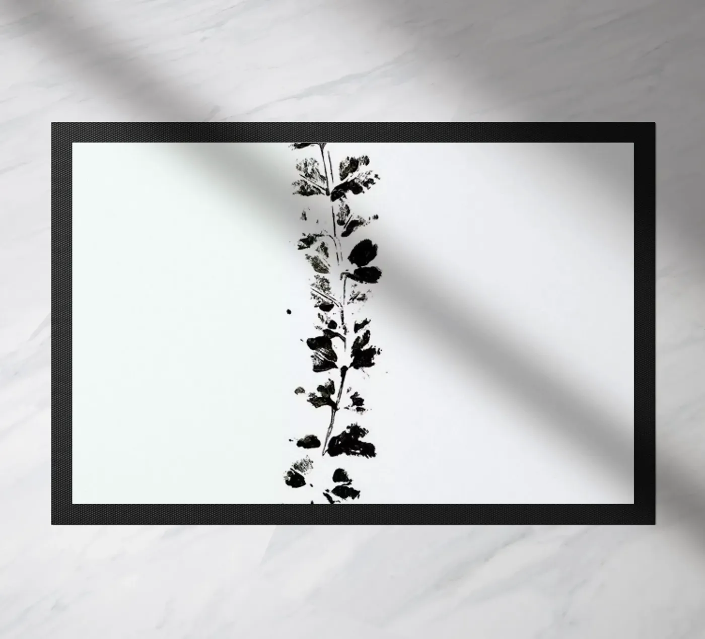 L Fußmatte von Marina Guiu