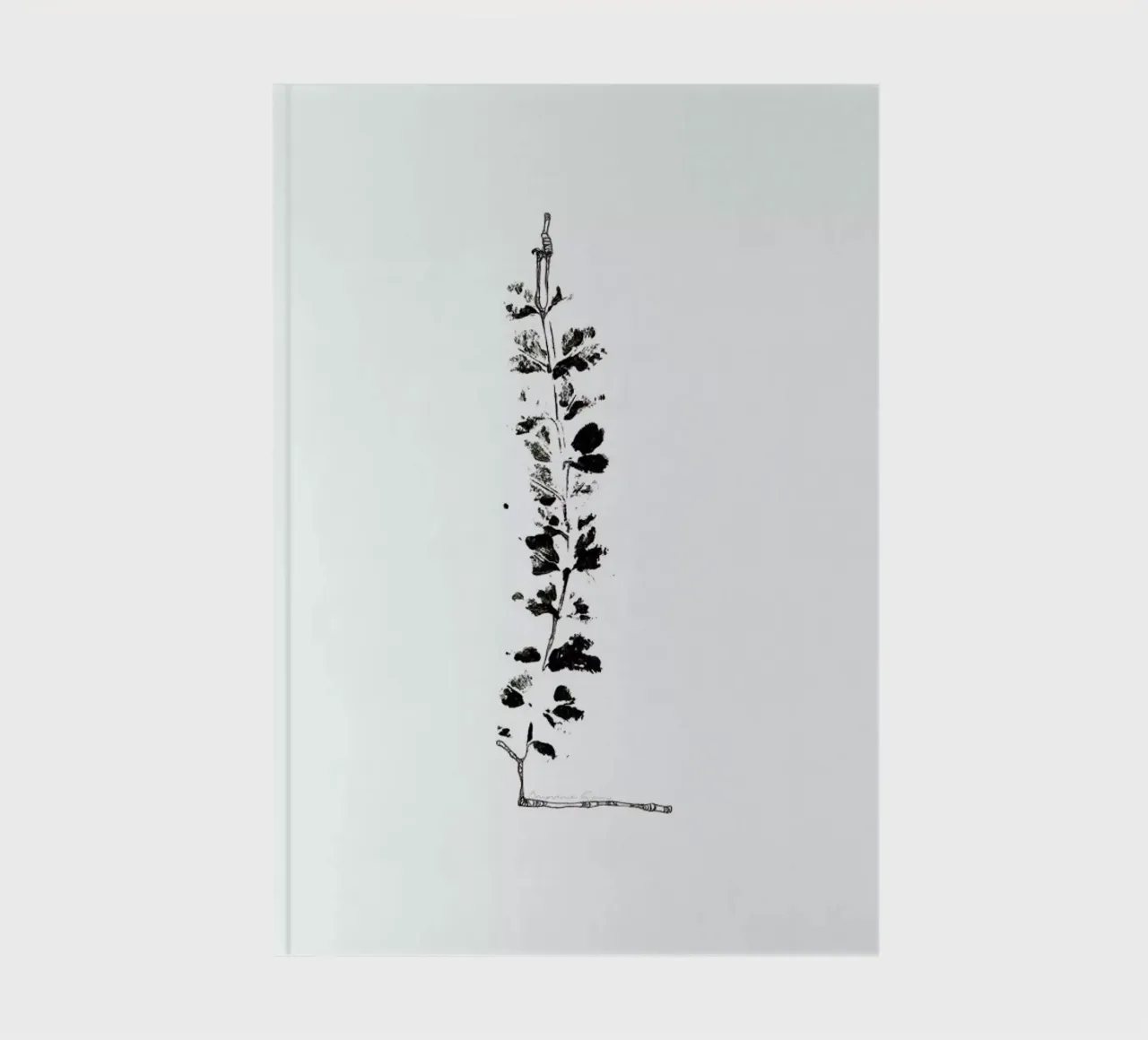 L notebook by Marina Guiu