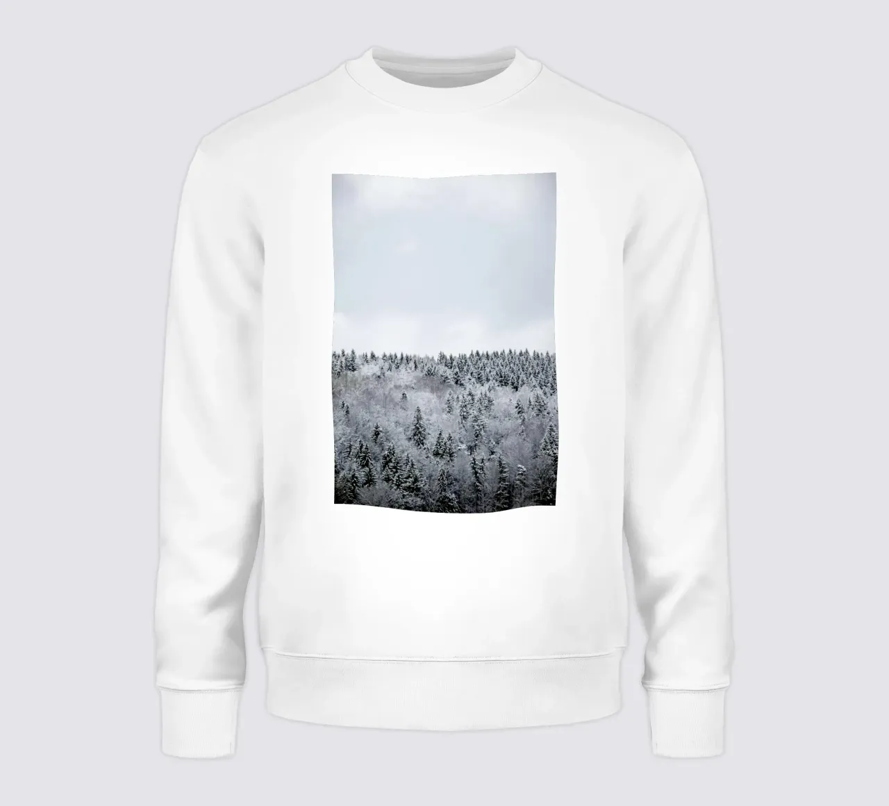 White Winter Forest felpa da Studio Nahili