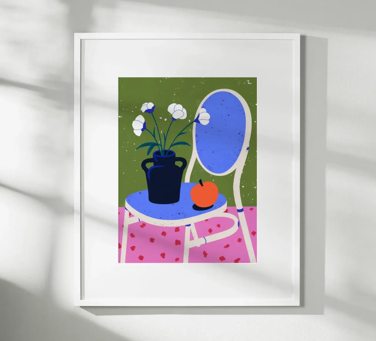 L'élégance intemporelle d'une chaise poster avec cadre en aluminium de Prism Palette