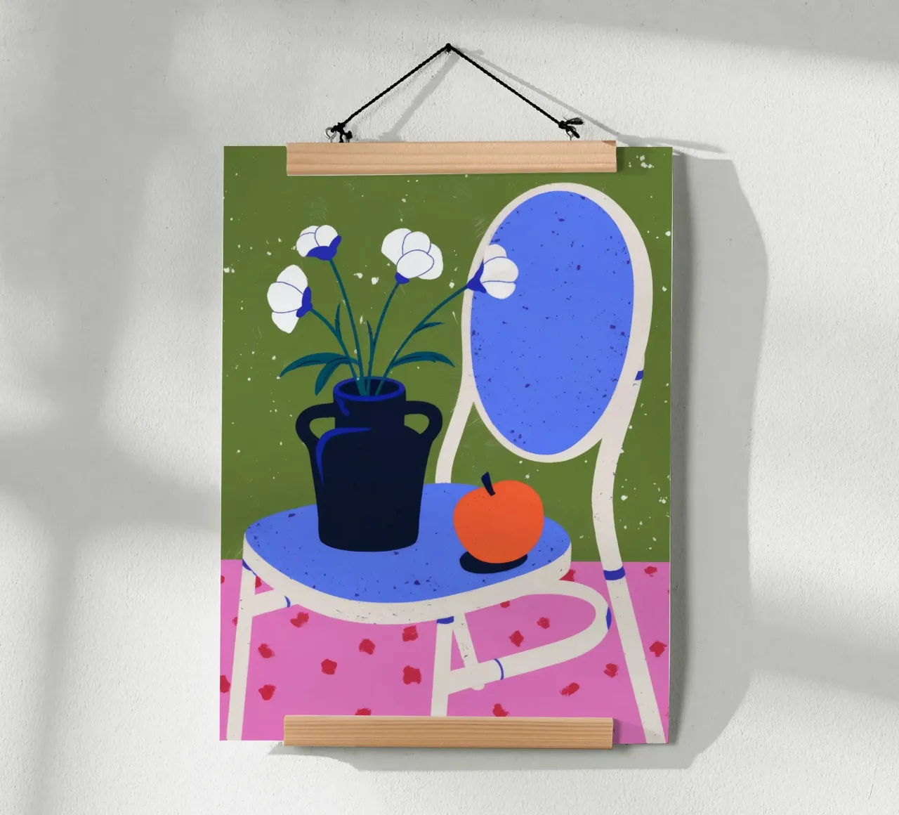 L'élégance intemporelle d'une chaise poster avec cadre en aluminium de Prism Palette