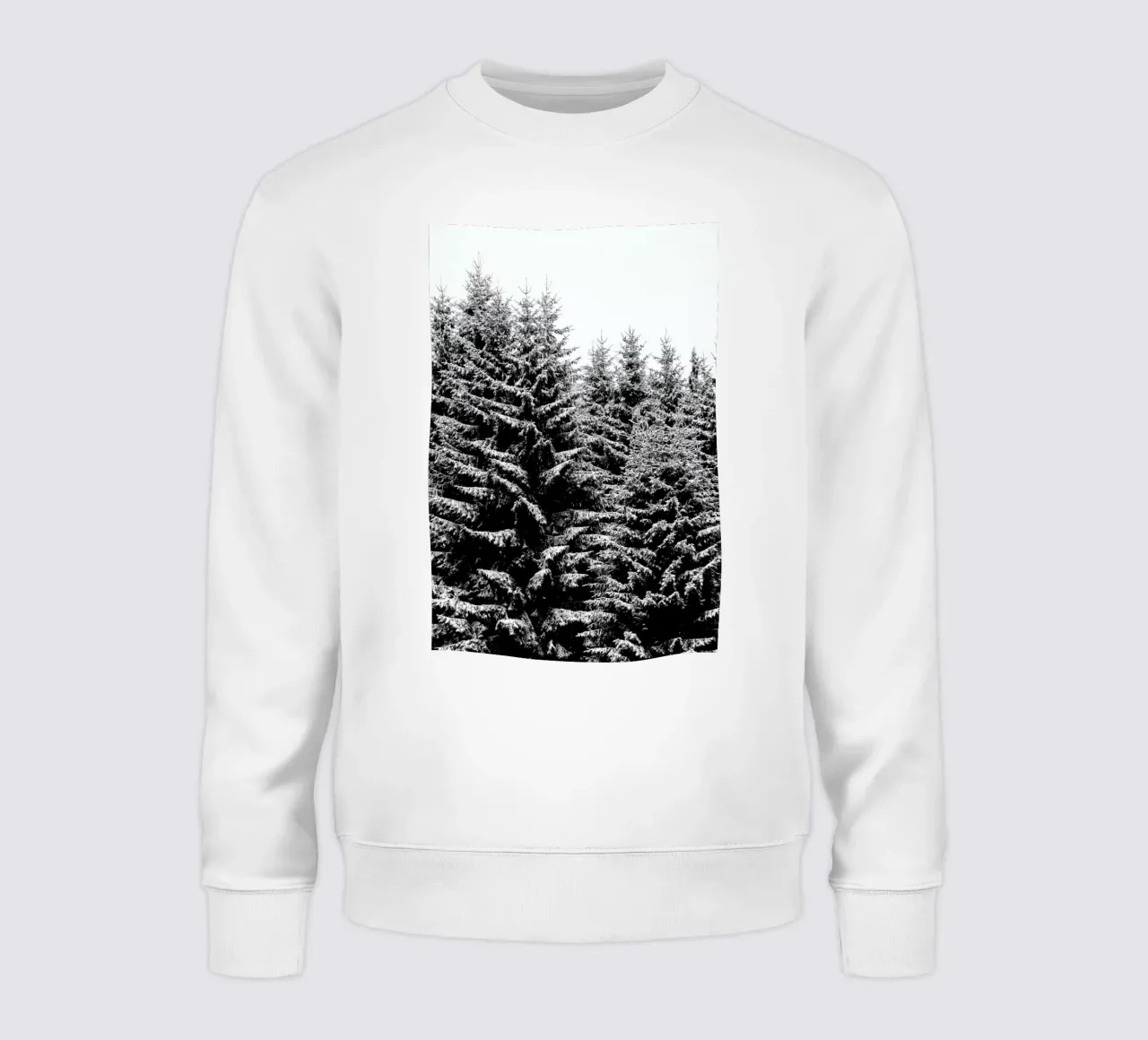Snowy Christmas Trees felpa da Studio Nahili