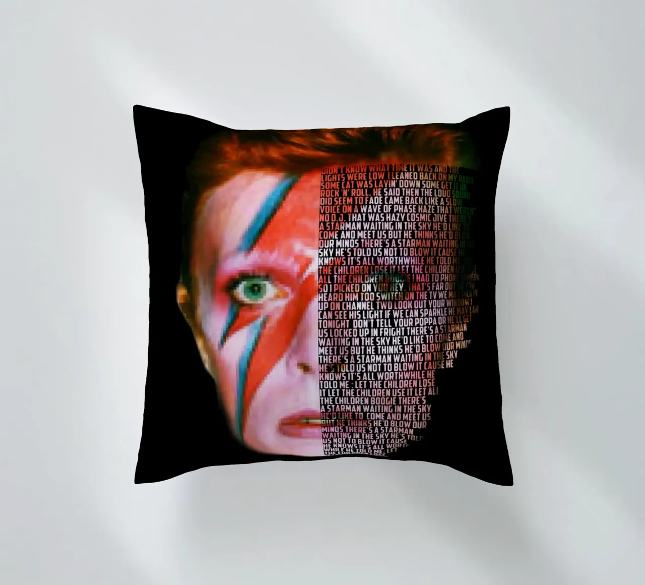 Starman cuscino da Gunawan Rb