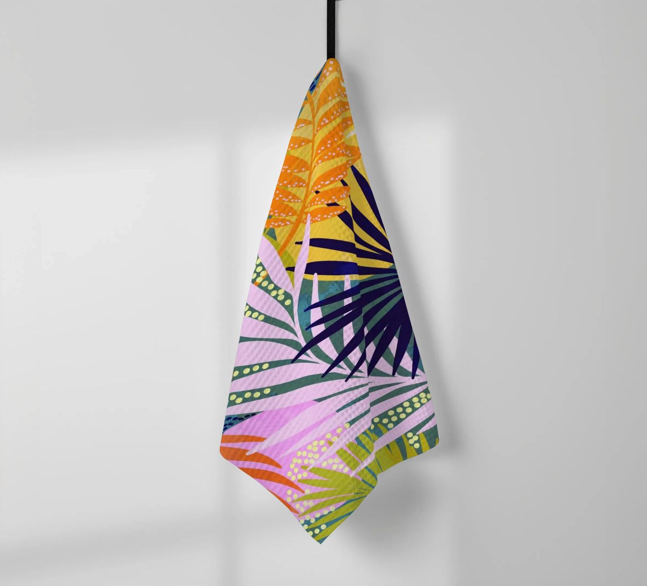 Tropical Boho Jungle - Motif rétro de feuilles de palmier torchon de Dominique Vari
