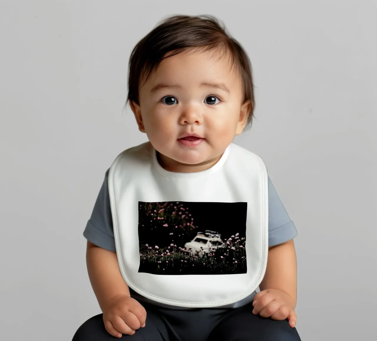 The Little Adventurer bavaglino da Ingrid Beddoes