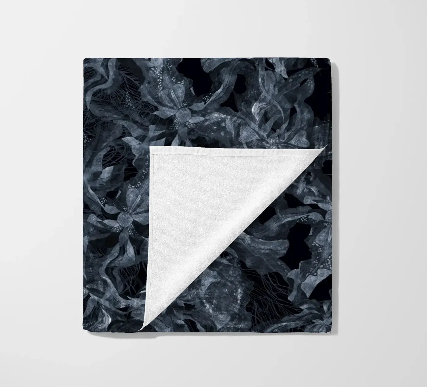 reverse grunge flora telo mare da Giulio Iurissevich