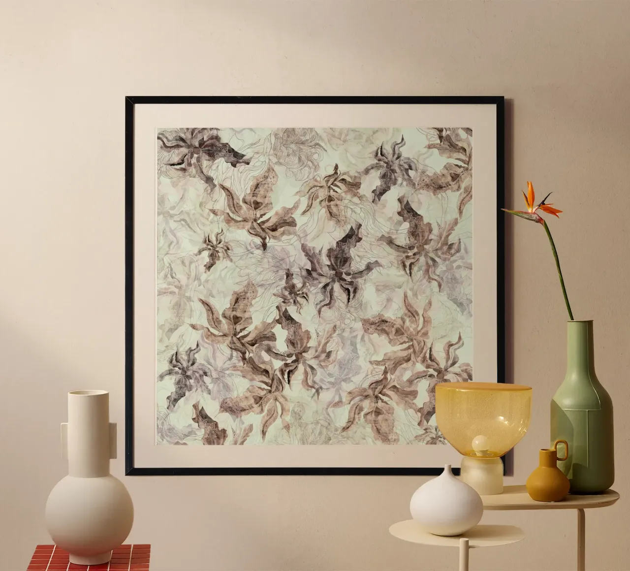 cream floral poster con telaio in legno da Giulio Iurissevich